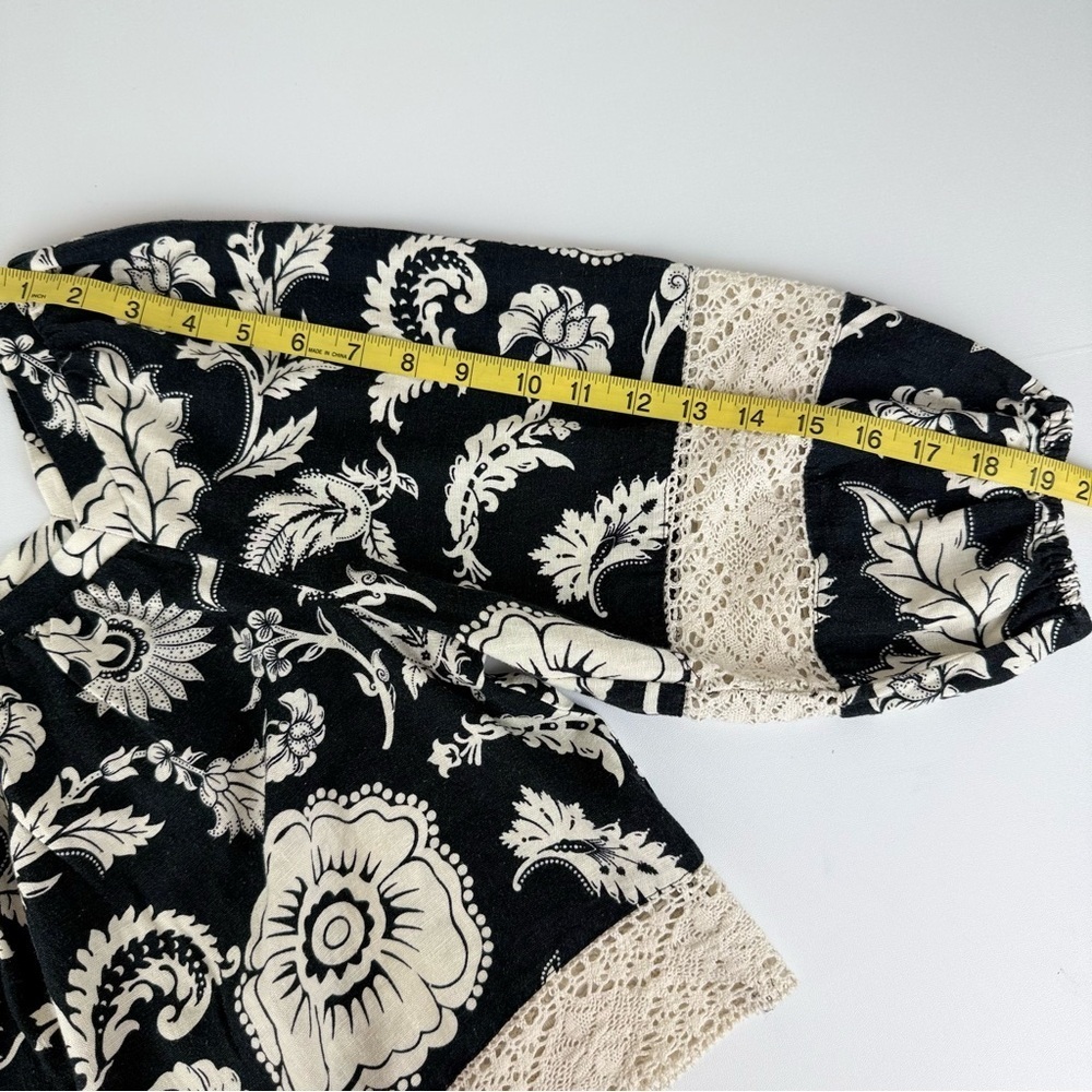 Calligraphie Women's Black and White Floral 3/4 Sleeve Boxy Blouse Size S - Picture 8 of 11